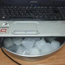 Ice Cooling Laptop Below